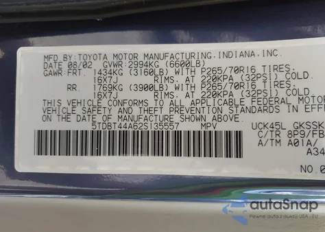 2002 Toyota Sequoia Sr5 V8 z USA, uszkodzony, nr VIN 5TDBT44A62S135557